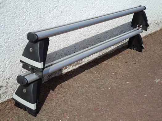 Roof Bars for Mk5 Vauxhall Astra - click for bigger picture