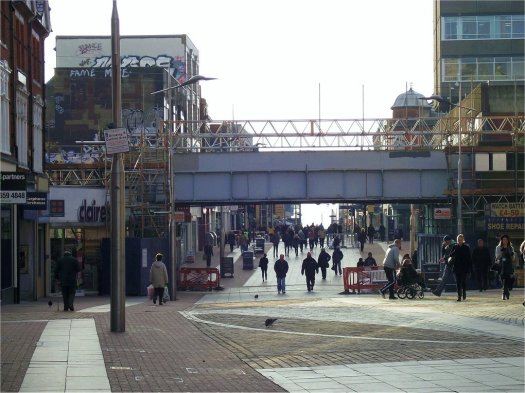 The 130 year ol existing bridge. Picture by Ian banks