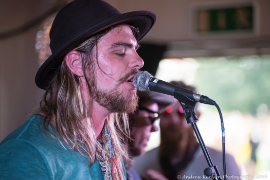 VG16 - Copyright Andrew Kenyon-3449